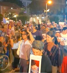 Jews and Arabs Celebrate a Communist May Day in Tel Aviv