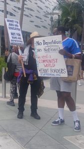 Los Angeles (USA): Communists in the struggle against anti-immigrant attacks