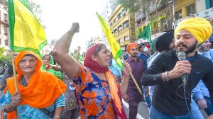India, El Salvador: Costureras/os Organizan para el Comunismo