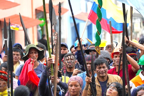 Reformistas Traicionan las Rebeldes Masas Ecuatorianas