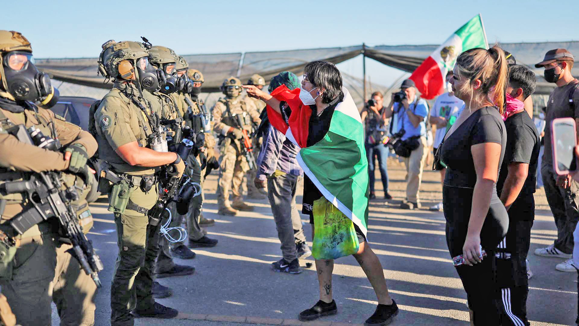 EE.UU.: Las Masas Se Alzan Contra los Ataques Violentos a Las Comunidades Inmigrantes