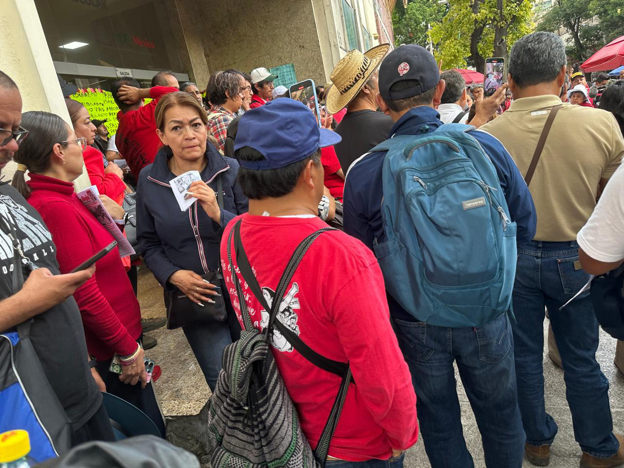 La Lucha de Clases Se Intensifica En México, Kenia y Serbia