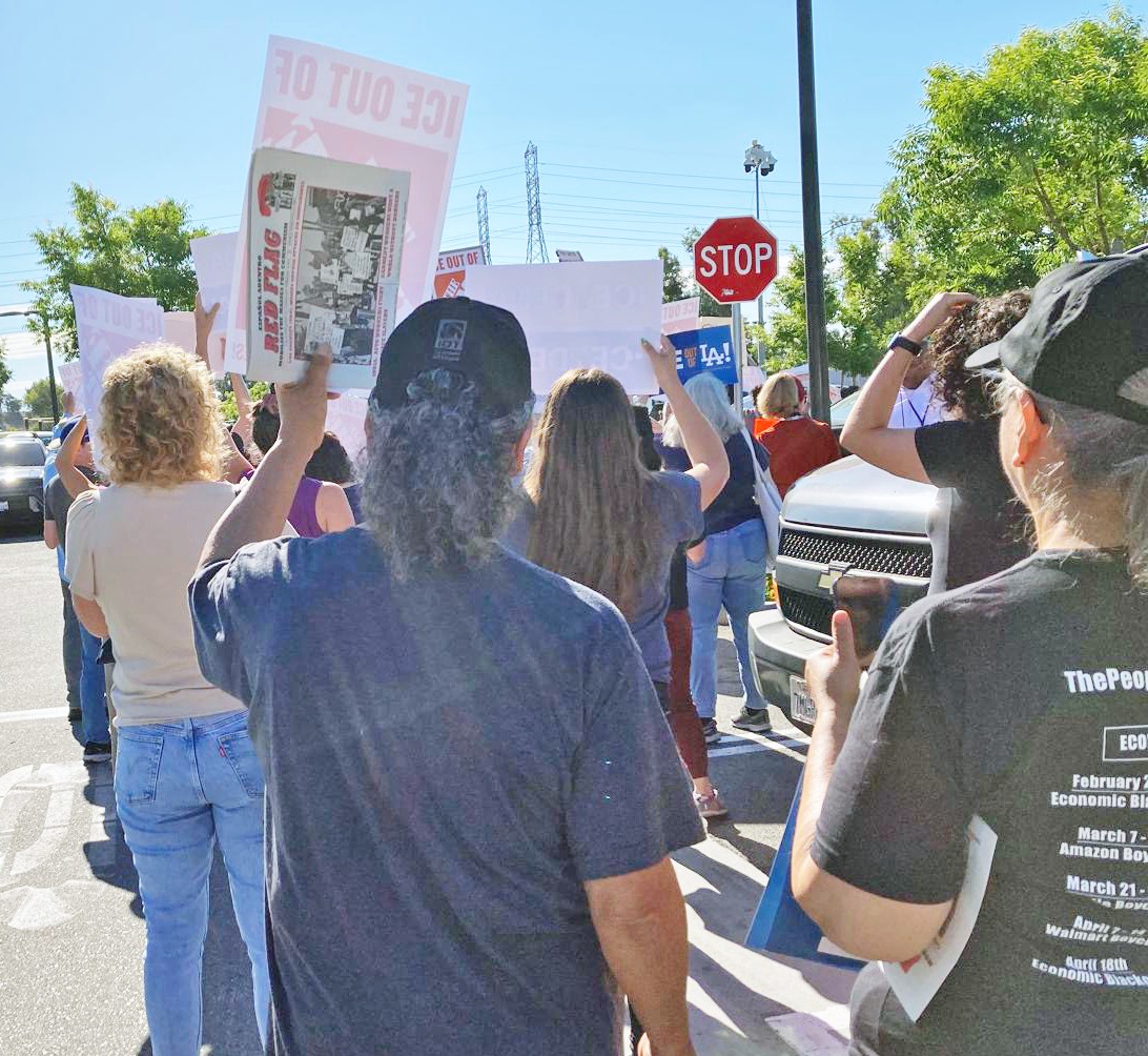 Cartas Sobre El Comunismo y La Lucha Contra Las Deportaciones Racistas