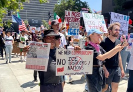 EE.UU.: Las Masas En Rebelión Contra Las Redadas De La Migra Se Abren a Ideas Comunistas