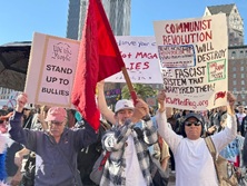 Cartas: Luchando Contra El Capitalismo y Convertirse En Comunista