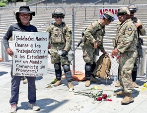 Soldados, Marineros, Infantes de Marina: ¡Pónganse al Lado de la Clase Obrera Internacional!